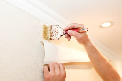 Pose de papier peint à Revens — revêtements muraux et toiles de verre